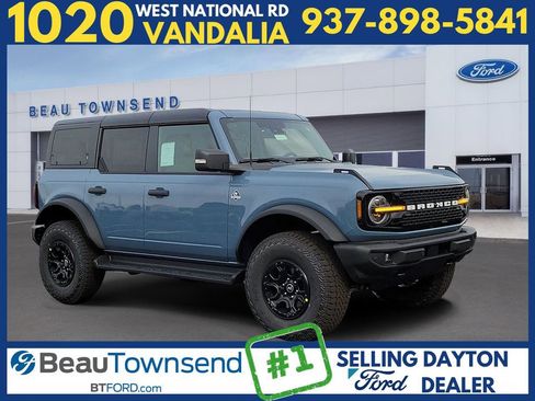 New 2025 Ford Bronco Outer Banks w/ Sasquatch Package image 1