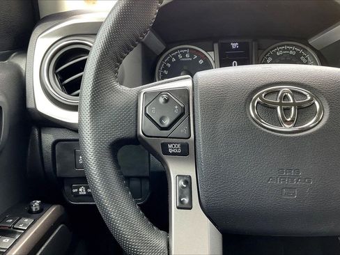 Used 2023 Toyota Tacoma SR5 RWD image 28