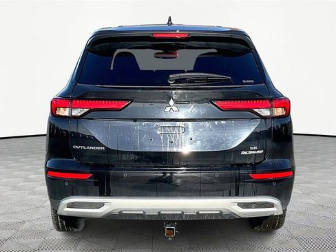 Used 2022 Mitsubishi Outlander SE image 6