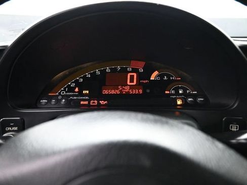 Used 2005 Honda S2000 image 11