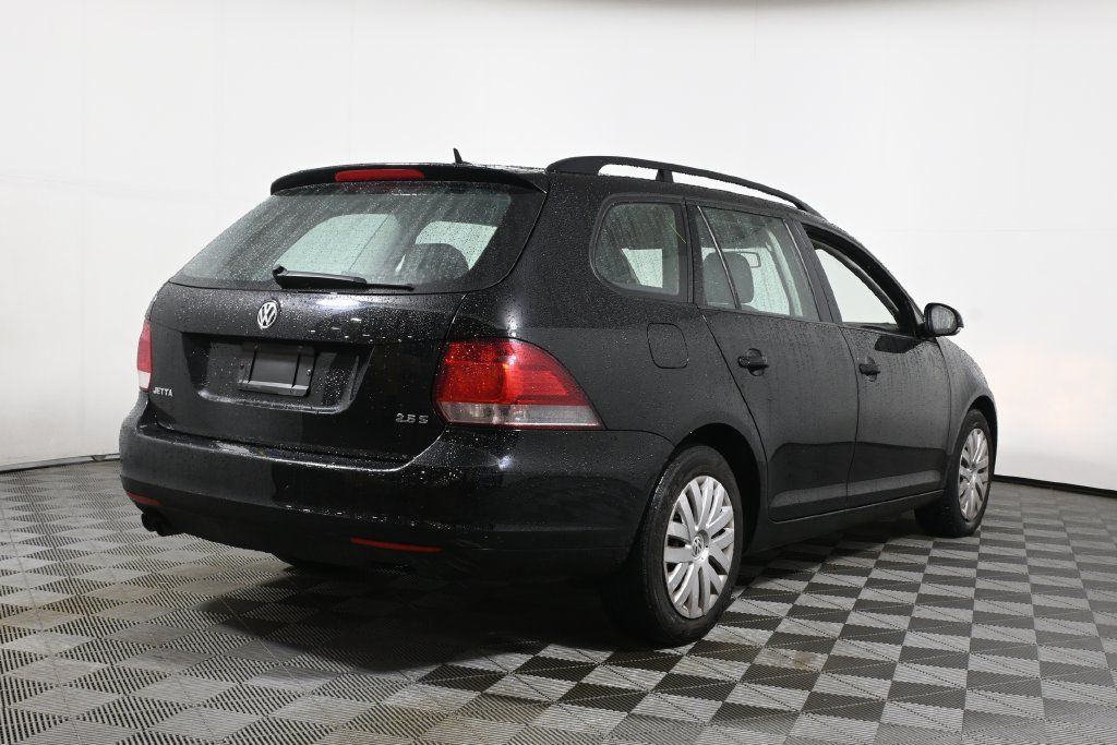 Used 2013 Volkswagen Jetta S FWD image 11