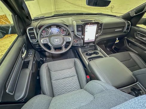 New 2026 RAM 1500 Big Horn AWD/4WD image 10