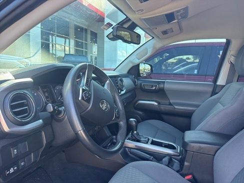 Certified 2022 Toyota Tacoma SR5 image 2