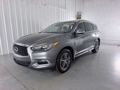 Used 2019 INFINITI QX60 Luxe w/ Essential Package