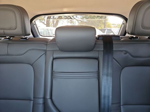 New 2026 Lincoln Corsair Premiere image 5