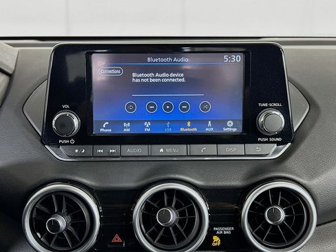 Used 2025 Nissan Sentra S image 19