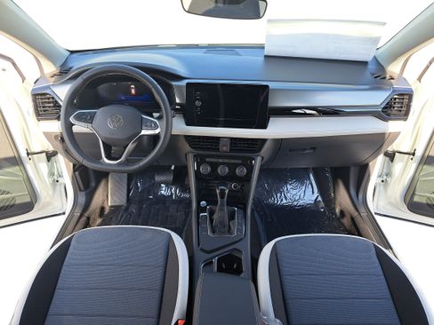 New 2026 Volkswagen Taos S image 9