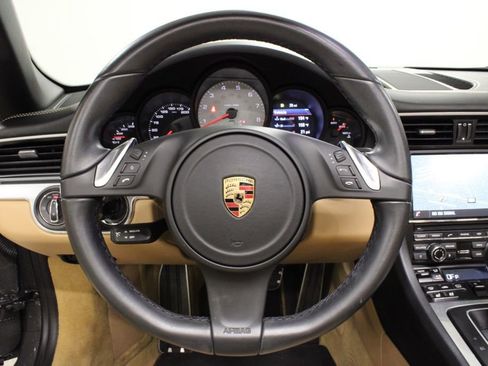 Used 2016 Porsche 911 Carrera S image 22