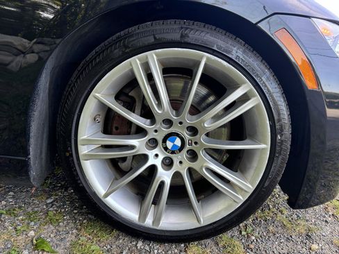 Used 2013 BMW 335i Convertible RWD image 36