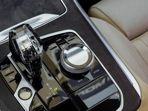 Used 2022 BMW X5 xDrive40i w/ M Sport Package image 37