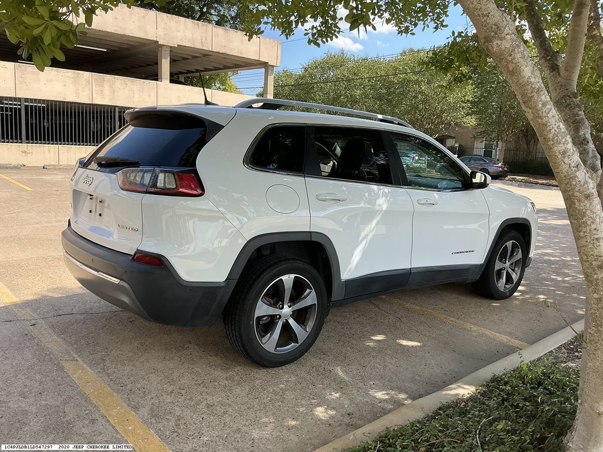 Used 2020 Jeep Cherokee Limited w/ Technology Group FWD image 6