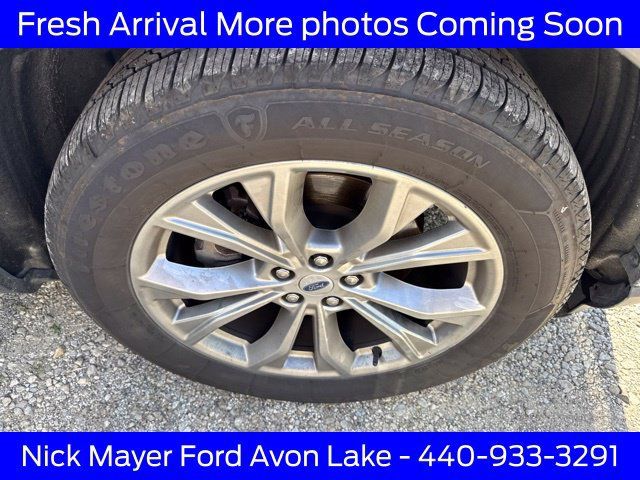 Used 2021 Ford Explorer Limited w/ Equipment Group 301A AWD/4WD image 14