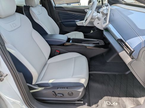 Used 2023 Volkswagen ID.4 Pro S AWD/4WD image 27