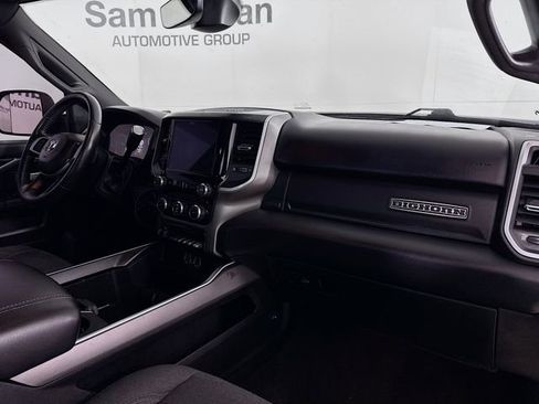 Used 2019 RAM 3500 Big Horn w/ Black Appearance Package image 27