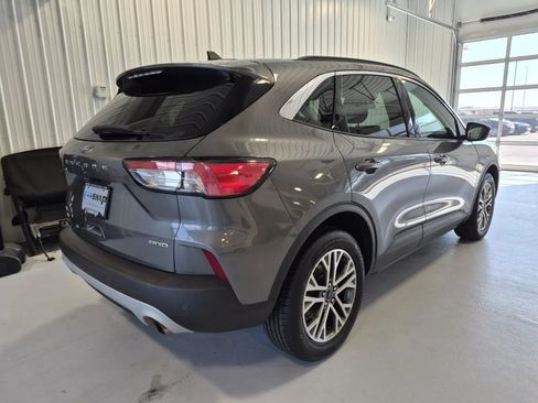 Used 2021 Ford Escape SEL w/ Technology Package AWD/4WD image 3