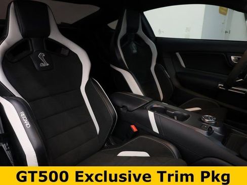 Used 2022 Ford Mustang Shelby GT500 w/ Carbon Fiber Track Pack image 18