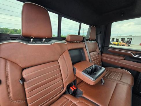 Used 2025 GMC Sierra 2500 Denali Ultimate AWD/4WD image 16