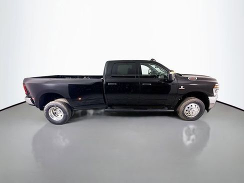 New 2026 RAM 3500 Tradesman AWD/4WD image 8