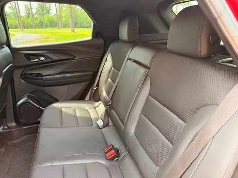 Used 2021 Chevrolet TrailBlazer RS w/ Technology Package FWD image 26