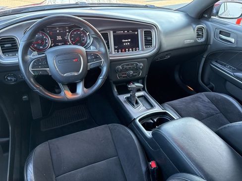 Used 2019 Dodge Charger GT w/ Plus Group image 15