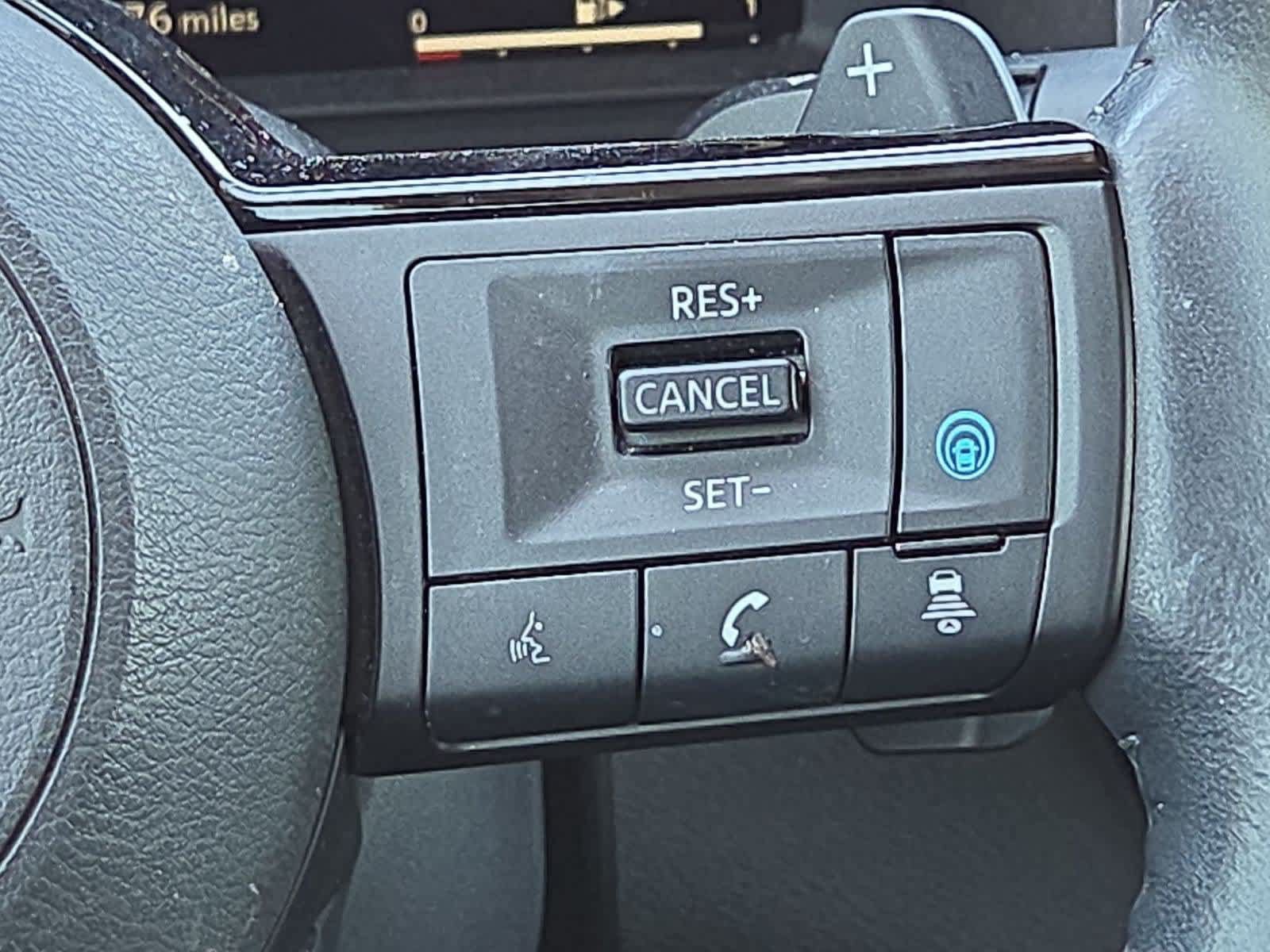 Used 2023 Nissan Rogue Platinum FWD image 25