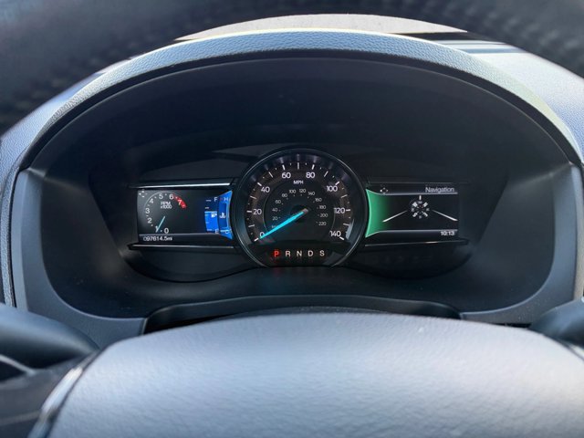 Used 2017 Ford Explorer XLT w/ Equipment Group 201A FWD image 11