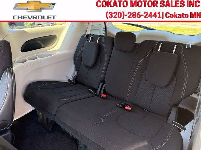 Used 2024 Chrysler Voyager LX FWD image 12
