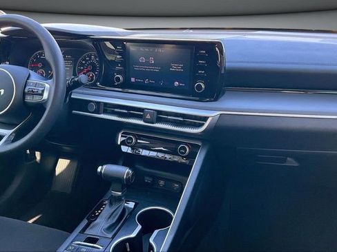 Used 2022 Kia K5 LXS image 9