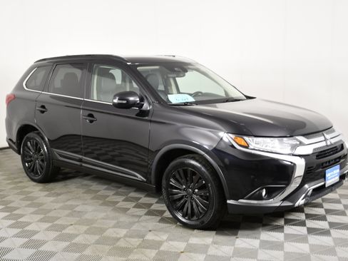 Used 2020 Mitsubishi Outlander SEL AWD/4WD image 4