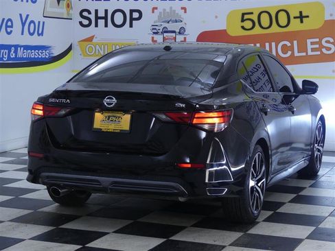 Used 2020 Nissan Sentra SR w/ Premium Package image 6