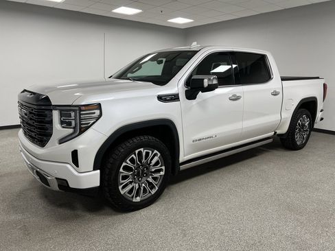 Used 2024 GMC Sierra 1500 Denali Ultimate image 6