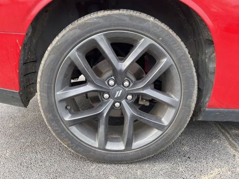 Used 2021 Dodge Challenger SXT w/ Blacktop Package image 9