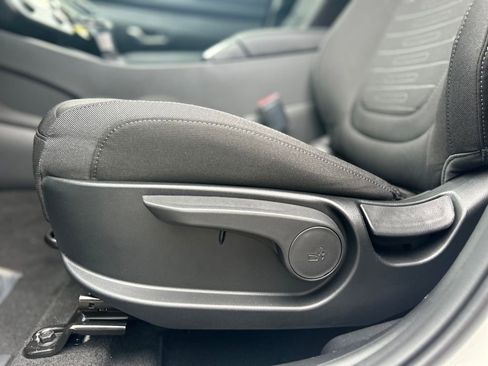 New 2026 Hyundai Santa Cruz SE image 16