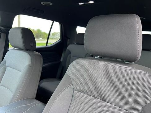 Certified 2023 Chevrolet Traverse LT AWD/4WD image 16