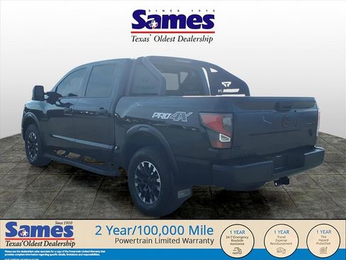 Used 2024 Nissan Titan PRO-4X w/ Pro-4x Convenience Package image 7