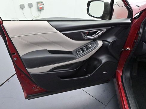 Used 2023 Subaru Forester Limited AWD/4WD image 9
