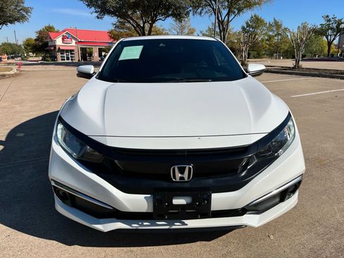 Used 2019 Honda Civic EX image 2