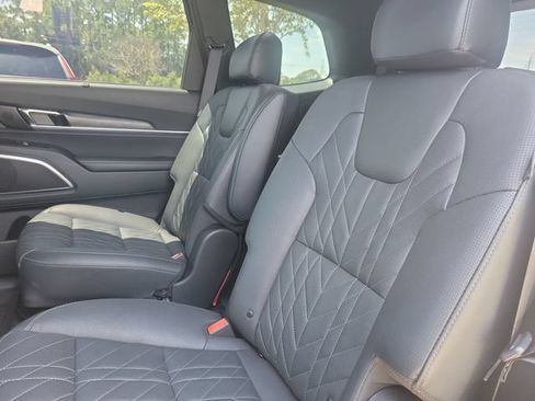 Certified 2025 Kia Telluride SX X-Line AWD/4WD image 10