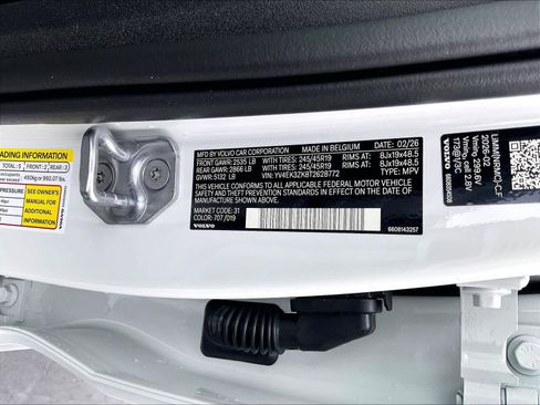 New 2026 Volvo EX30 Plus w/ Protection Package image 36