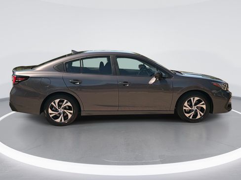 Used 2025 Subaru Legacy Premium AWD/4WD image 10