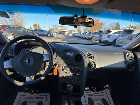 Used 2006 Pontiac Grand Prix image 12