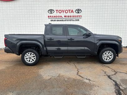 New 2025 Toyota Tacoma SR5
