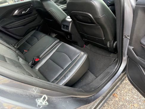 Used 2019 GMC Terrain SLT w/ Preferred Package image 7