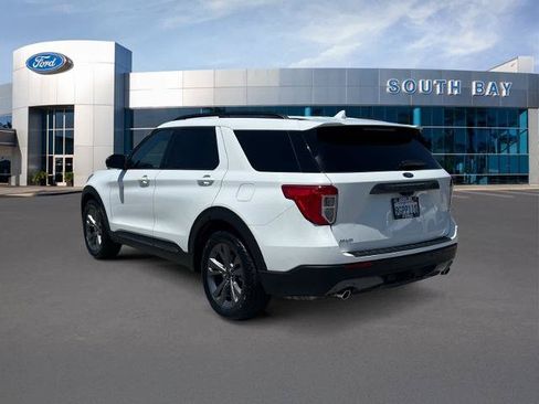 Certified 2023 Ford Explorer XLT w/ Equipment Group 202A RWD image 3