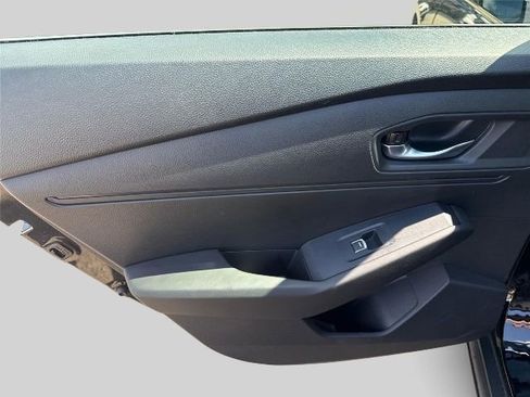 Used 2023 Honda Accord EX image 17