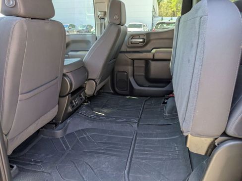 Used 2025 Chevrolet Silverado 1500 Custom Trail Boss w/ Dark Appearance Package image 23