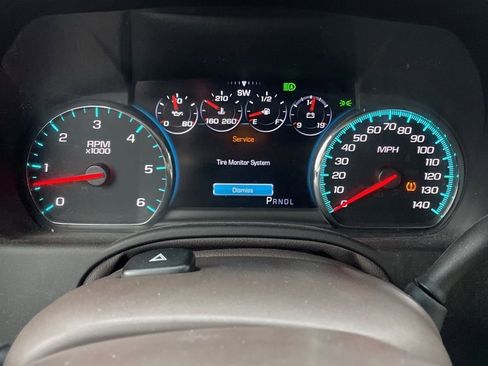 Used 2018 GMC Yukon Denali image 9