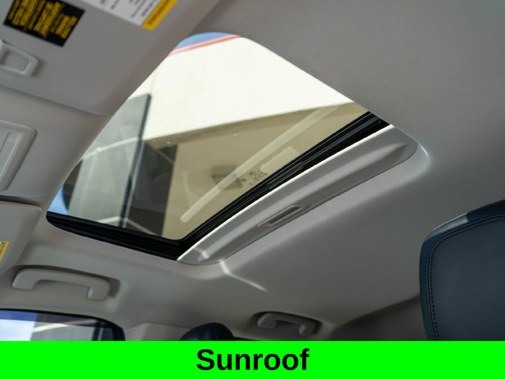 Used 2023 Ford Maverick Lariat w/ Lariat Luxury Package FWD image 12
