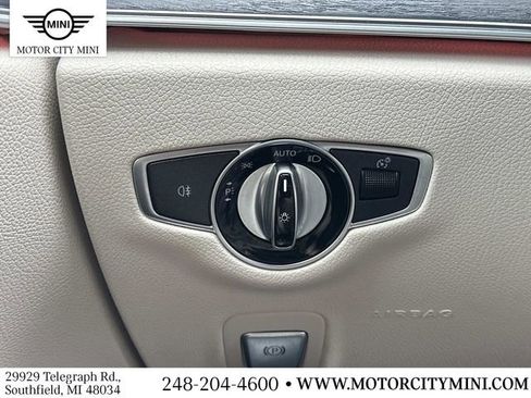Used 2020 Mercedes-Benz E 350 4MATIC Sedan w/ Premium Package image 29