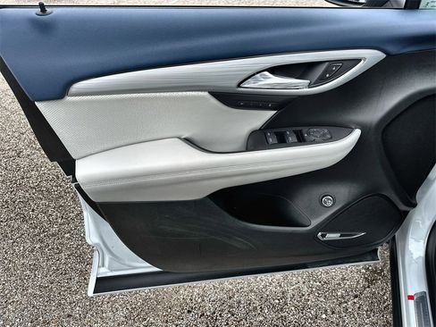 New 2026 Buick Envision Avenir image 21